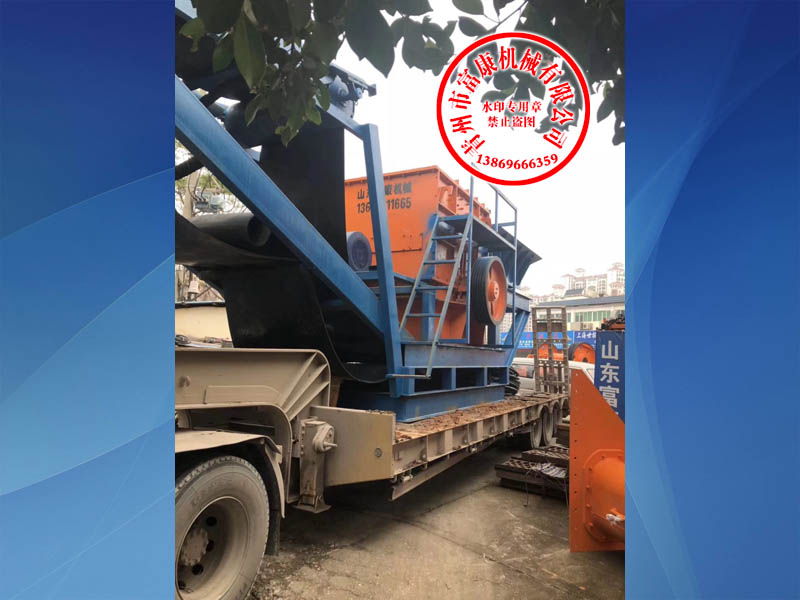 半移动式草莓视频在线免费站 半移动式草莓视频在线免费站