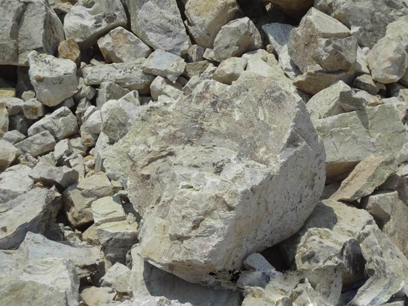  石灰石草莓视频在线免费