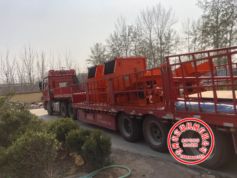 青石草莓视频在线免费制砂