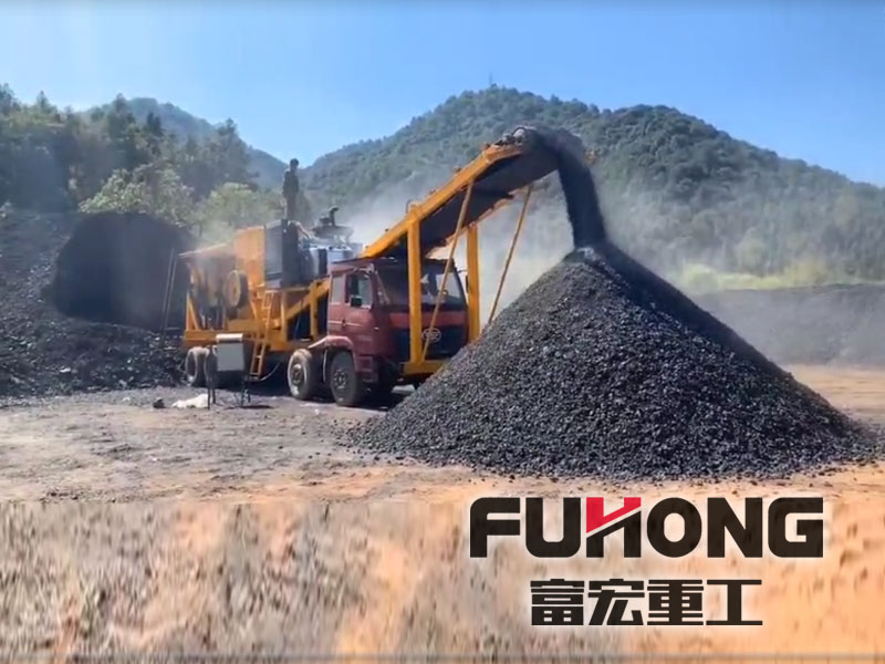 露天煤矿移动草莓视频在线免费站在山西