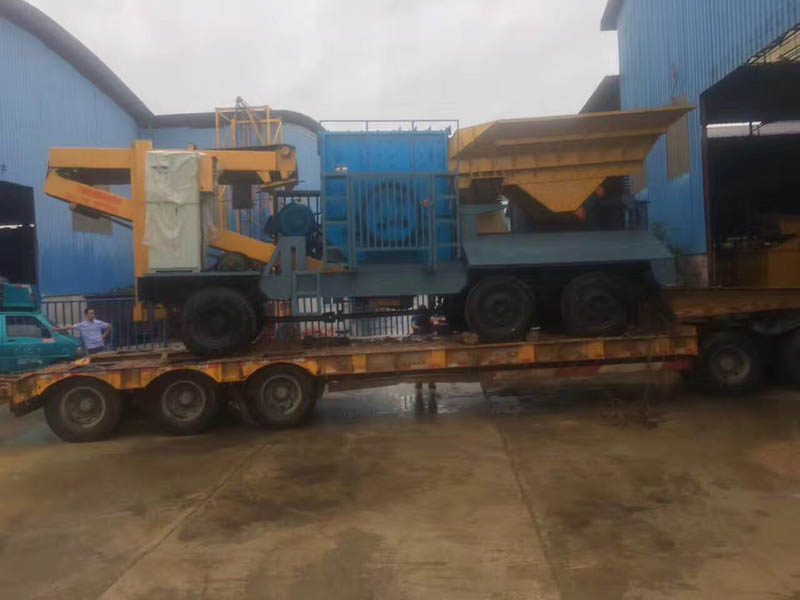 车载轮式移动草莓视频在线免费站