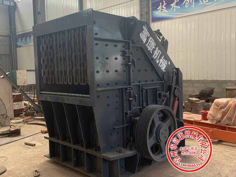 新型欧版反击式草莓视频在线免费机设备